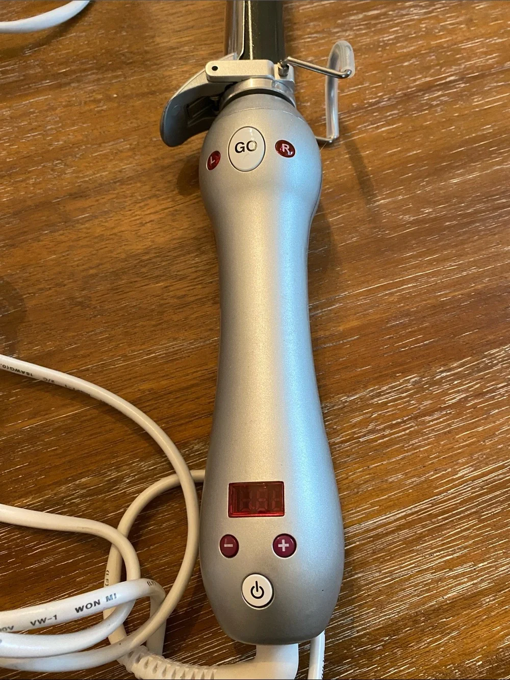 Beachwaver S Rotating Curling Iron